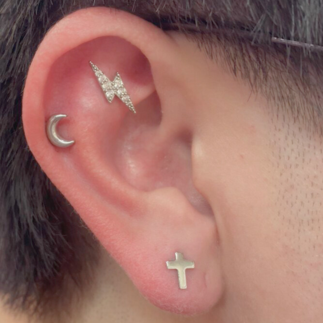 Piercing Acero Quirúrgico Plateado Rayo con Circonias