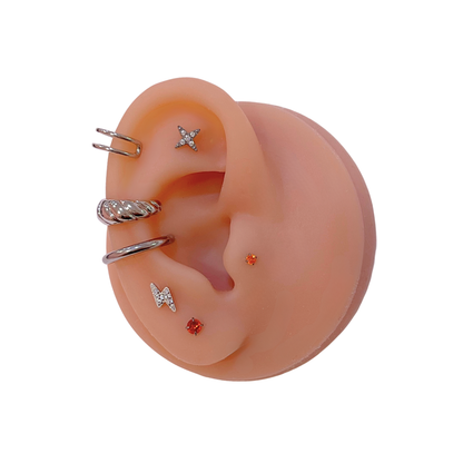 Ear cuff broche plateado - tamaño a elegir